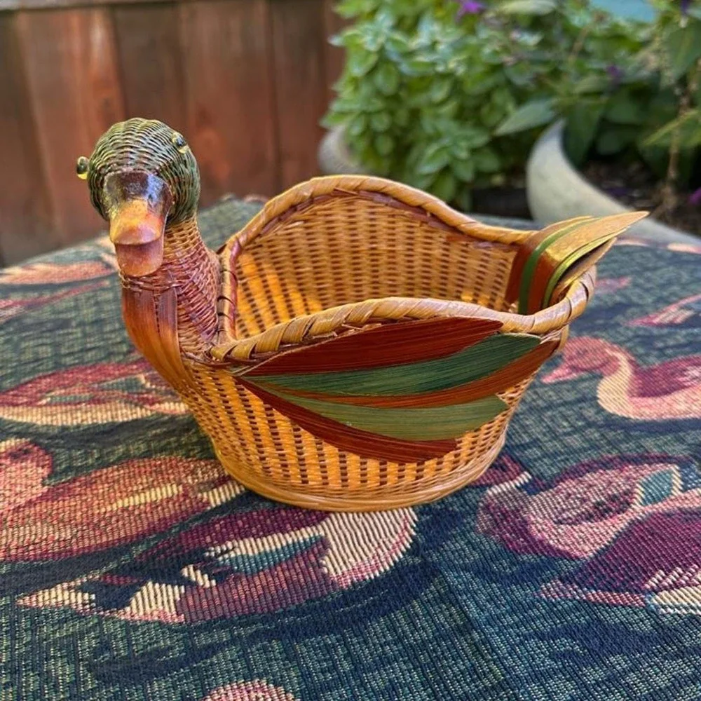 Vintage MCM Handwoven Shanghai/Shejiang Weave Duck Basket
